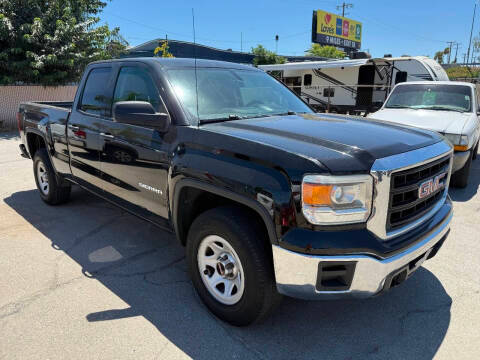 2015 GMC Sierra 1500 4WD photo