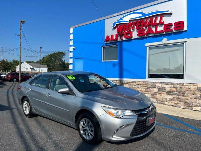 2016 Toyota Camry LE FWD photo