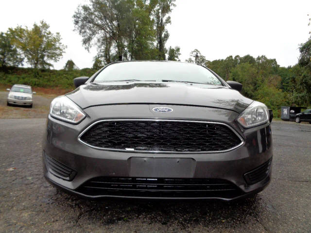2015 Ford Focus S FWD photo