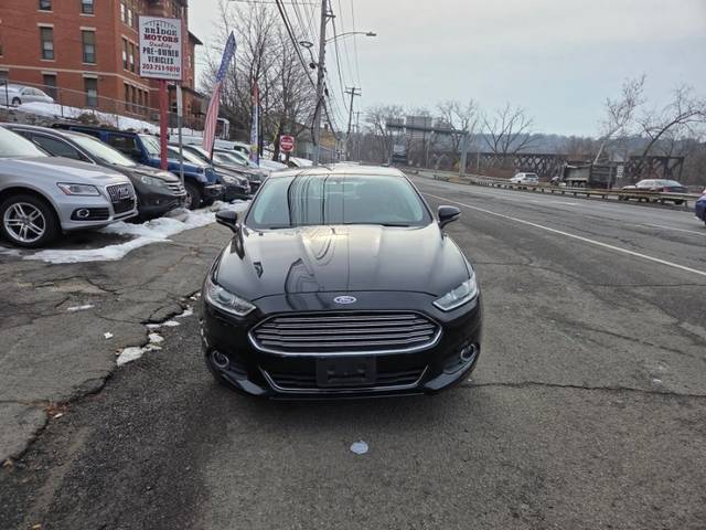 2016 Ford Fusion SE FWD photo