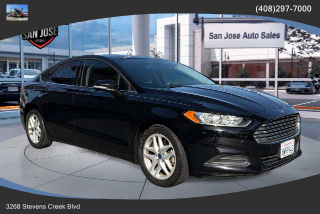 2016 Ford Fusion SE FWD photo