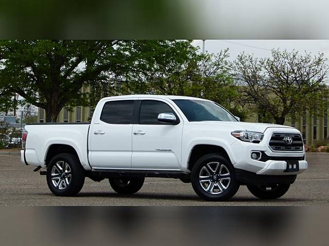 2016 Toyota Tacoma Limited 4WD photo