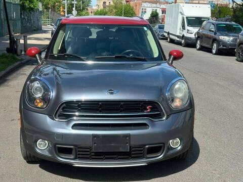 2016 MINI Countryman S FWD photo
