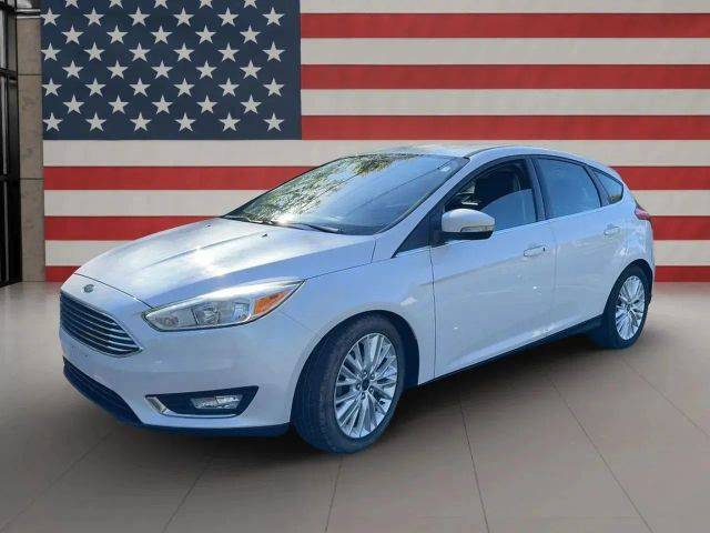 2016 Ford Focus Titanium FWD photo