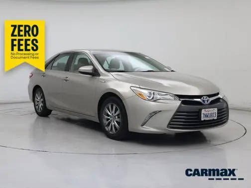 2016 Toyota Camry SE FWD photo