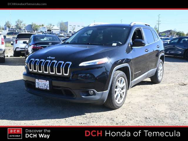 2016 Jeep Cherokee Latitude FWD photo
