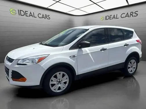 2016 Ford Escape S FWD photo