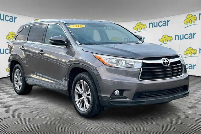 2015 Toyota Highlander XLE AWD photo