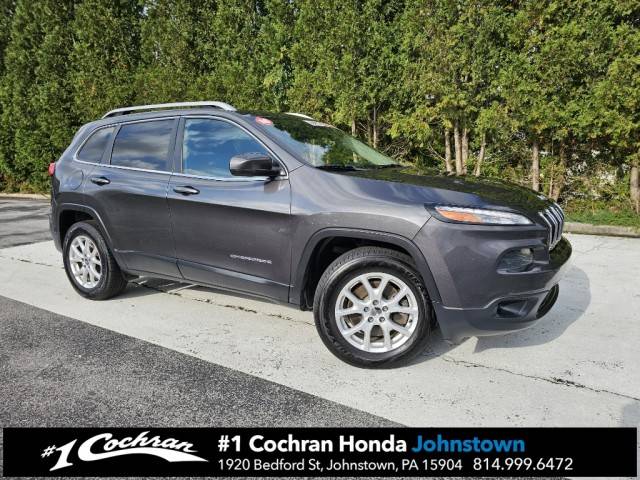 2016 Jeep Cherokee Latitude 4WD photo