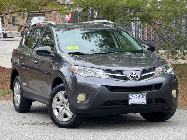 2015 Toyota RAV4 LE AWD photo