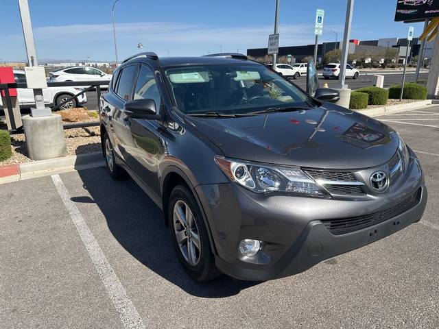 2015 Toyota RAV4 XLE AWD photo