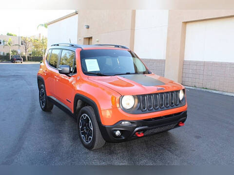 2015 Jeep Renegade Trailhawk 4WD photo