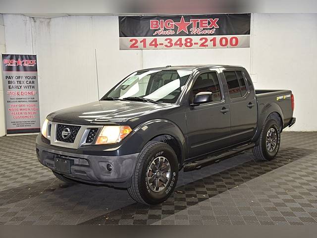 2015 Nissan Frontier Desert Runner RWD photo