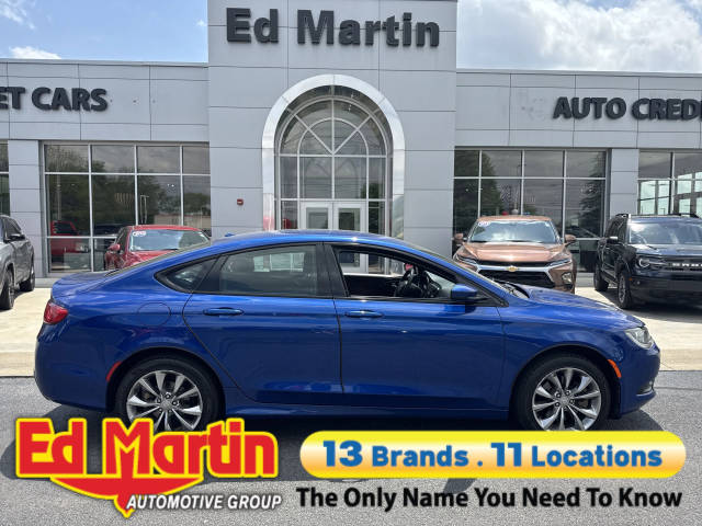 2015 Chrysler 200 S AWD photo