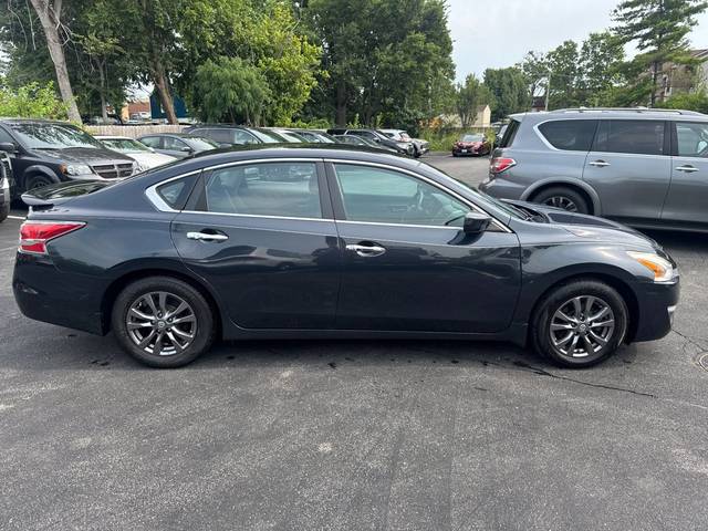 2015 Nissan Altima 2.5 S FWD photo