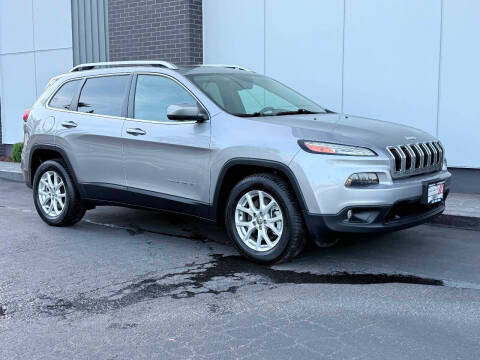 2016 Jeep Cherokee Latitude 4WD photo