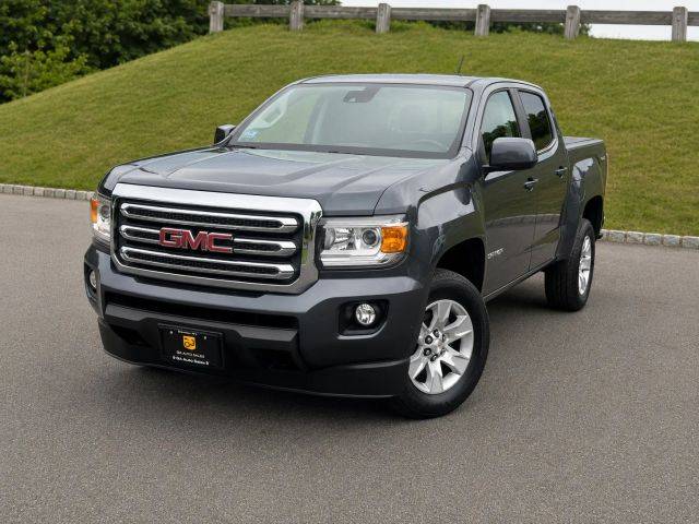 2016 GMC Canyon 4WD SLE 4WD photo