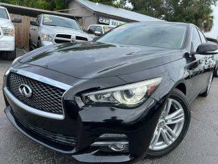 2015 Infiniti Q50  RWD photo
