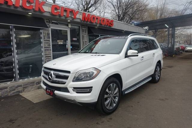 2016 Mercedes-Benz GL-Class GL 450 AWD photo