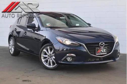 2016 Mazda 3 s Grand Touring FWD photo