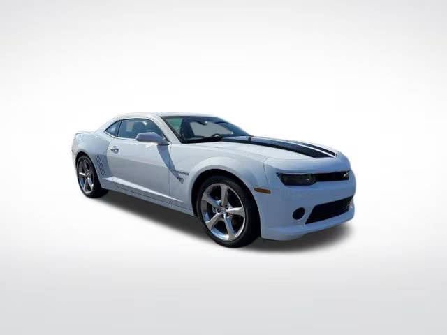 2015 Chevrolet Camaro LT RWD photo