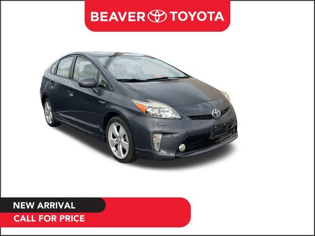 2015 Toyota Prius Five FWD photo