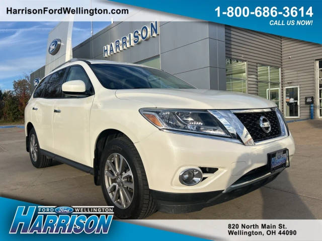 2015 Nissan Pathfinder SV 4WD photo