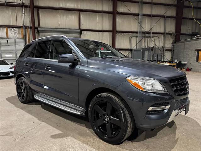 2015 Mercedes-Benz M-Class ML 350 AWD photo