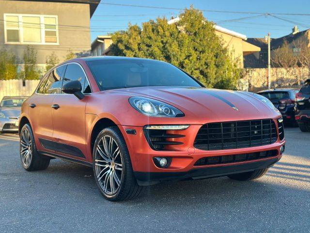 2016 Porsche Macan S AWD photo