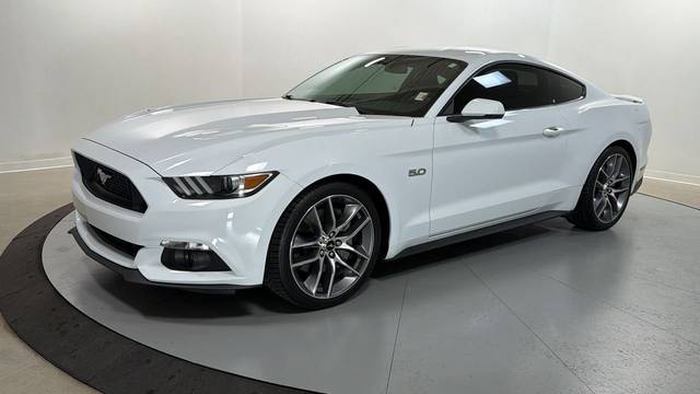 2016 Ford Mustang GT Premium RWD photo