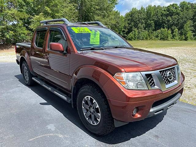 2016 Nissan Frontier PRO-4X 4WD photo