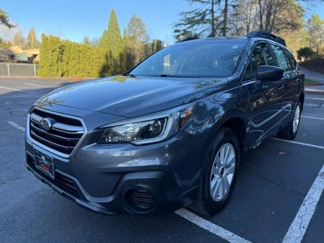 2016 Subaru Outback 2.5i Limited AWD photo