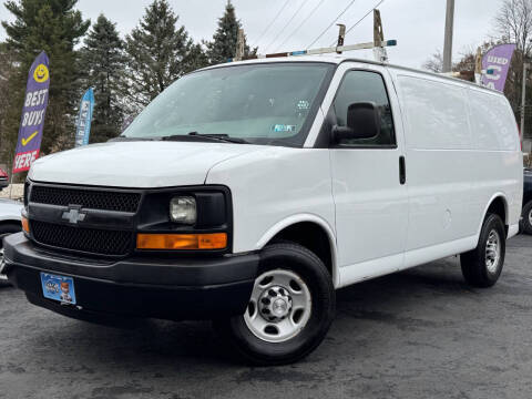 2016 Chevrolet Express Cargo  RWD photo