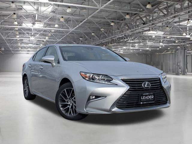 2016 Lexus ES  FWD photo