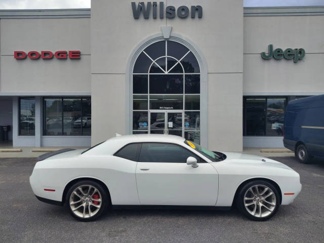 2016 Dodge Challenger SXT Plus RWD photo