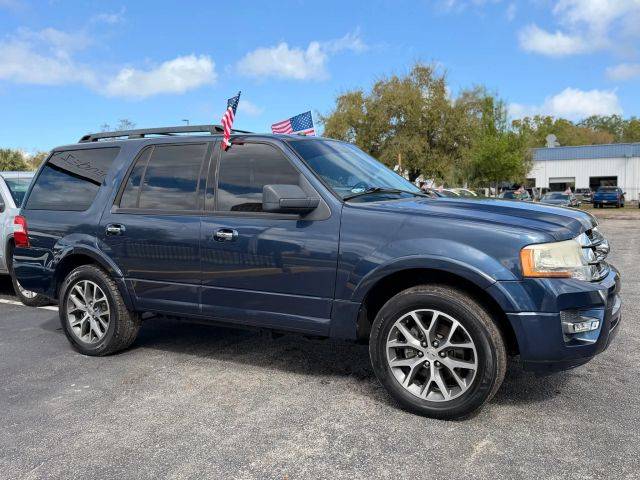 2016 Ford Expedition XLT RWD photo