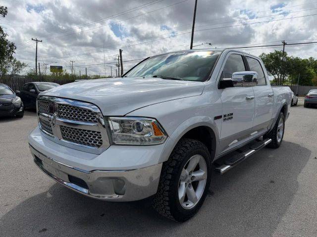 2016 Ram 1500 Laramie 4WD photo