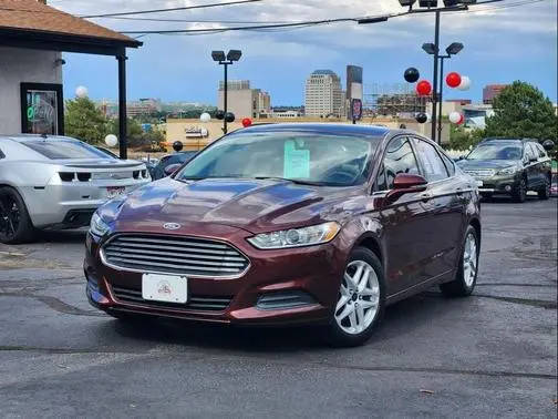 2016 Ford Fusion SE FWD photo