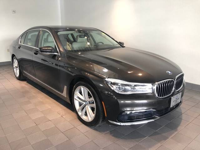 2016 BMW 7 Series 750i xDrive AWD photo