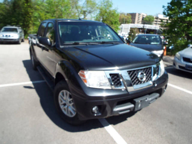 2016 Nissan Frontier SV 4WD photo