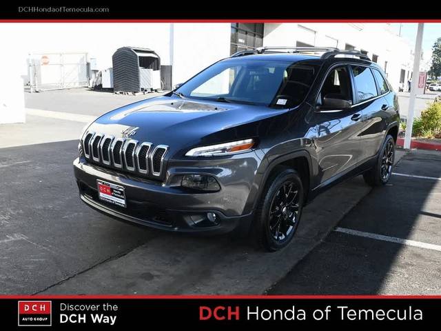 2016 Jeep Cherokee Latitude FWD photo