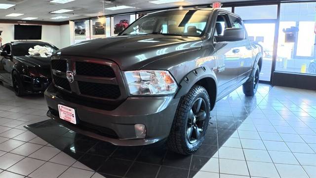 2016 Ram 1500 Express 4WD photo