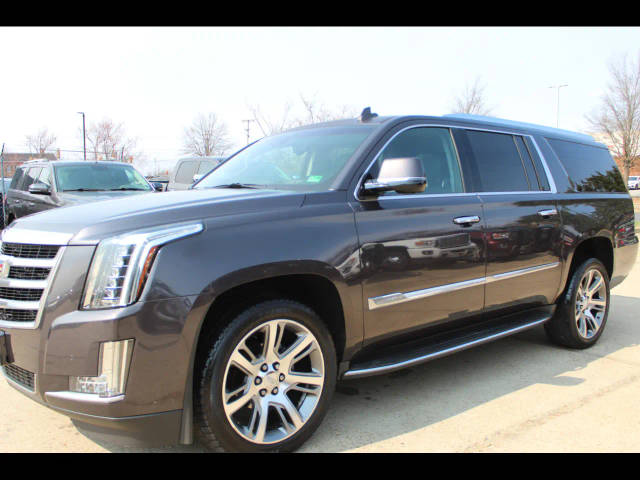2016 Cadillac Escalade ESV Luxury Collection 4WD photo