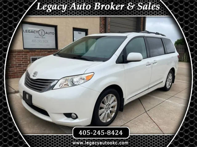 2015 Toyota Sienna XLE Premium AWD photo