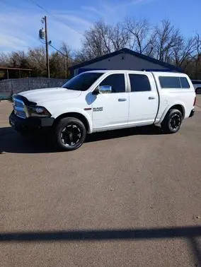 2016 Ram 1500 Laramie 4WD photo