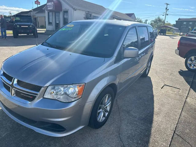 2016 Dodge Grand Caravan SE Plus FWD photo