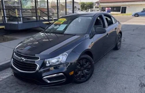 2016 Chevrolet Cruze LS FWD photo