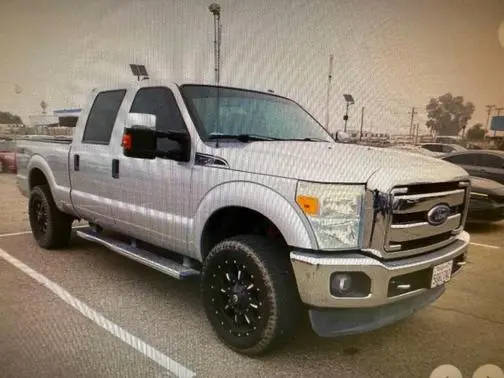 2016 Ford F-250 Super Duty XLT 4WD photo