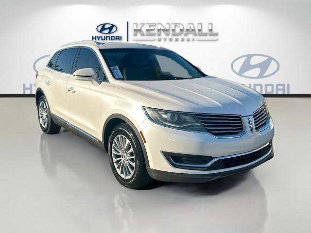 2016 Lincoln MKX Select FWD photo