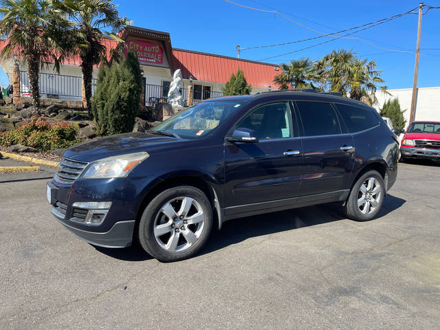 2016 Chevrolet Traverse LT FWD photo